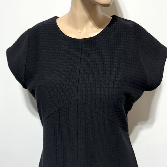 Banana Republic Factory Women’s Black Dress Fit & Flare LBD Size 14 Waffle NWT - Picture 3 of 7